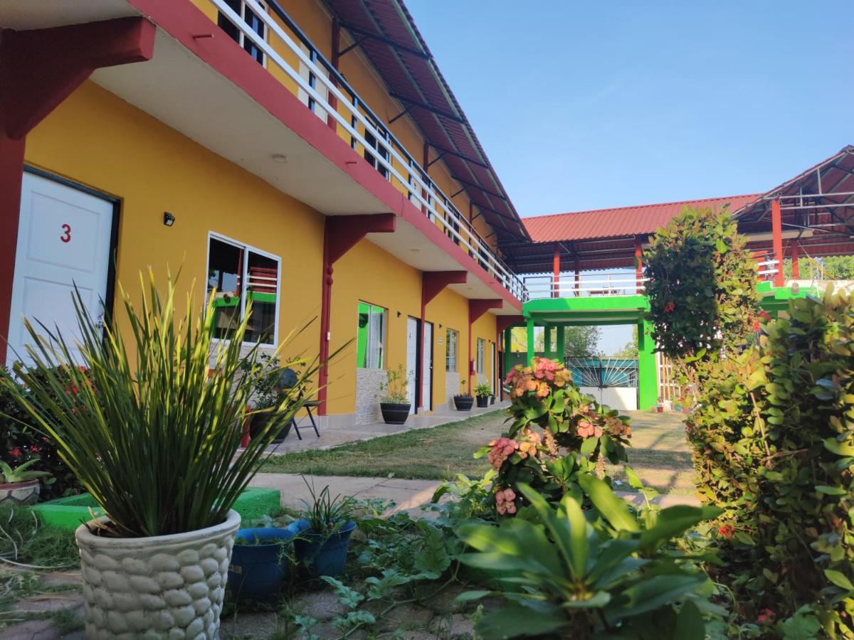 ホテル Hospedaje Barrancas Cosoleacaque エクステリア 写真